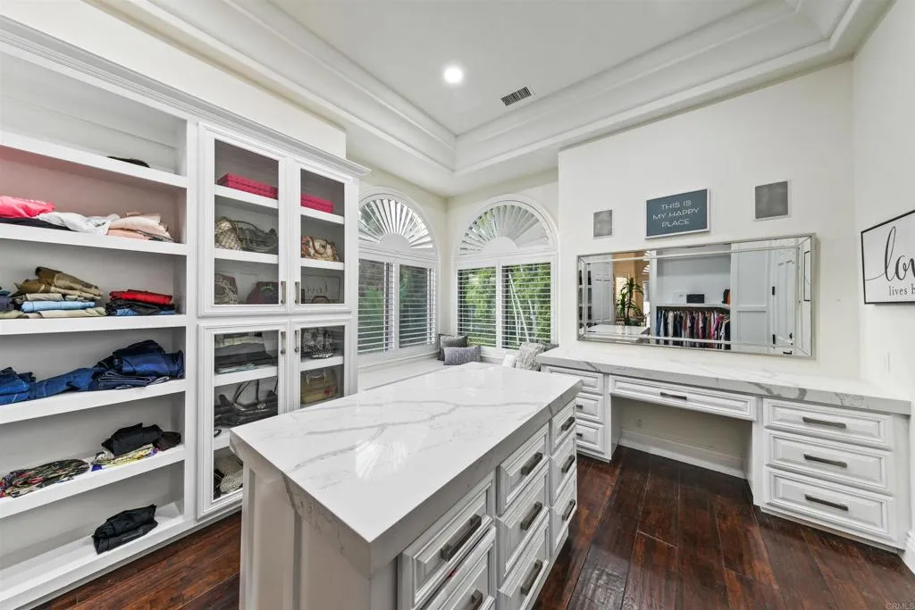 6998 Rancho La Cima, Rancho Santa Fe, CA, 92067