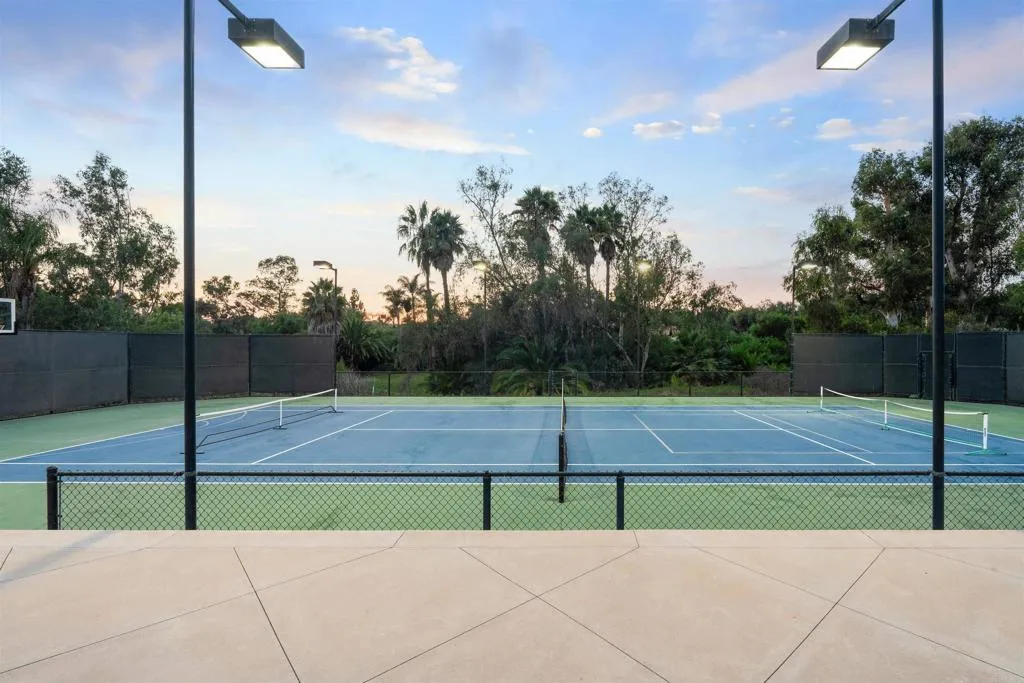 6998 Rancho La Cima, Rancho Santa Fe, CA, 92067