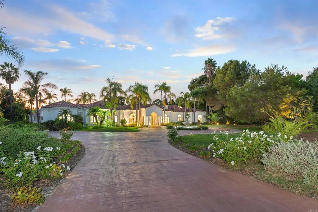 6998 Rancho La Cima, Rancho Santa Fe, CA, 92067