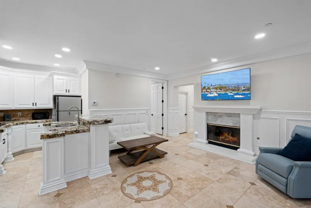 6998 Rancho La Cima, Rancho Santa Fe, CA, 92067
