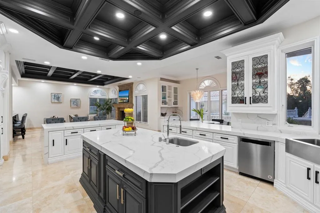 6998 Rancho La Cima, Rancho Santa Fe, CA, 92067