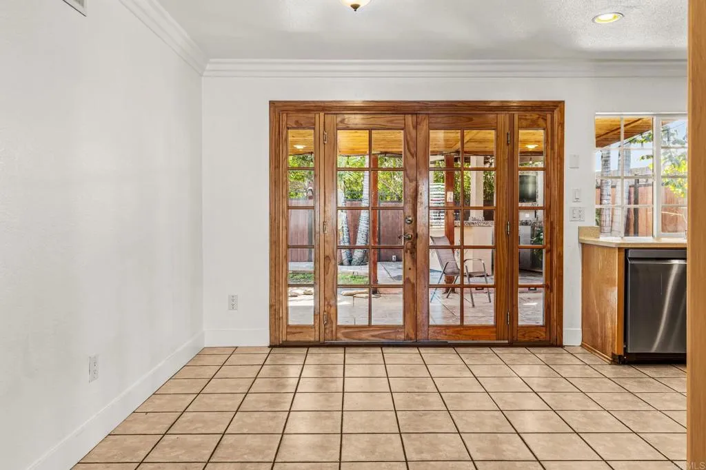 https://cdn.realtyfeed.com/cdn/127/306649325/6f493e3b869714da1d80c91e0bb963b8.webp