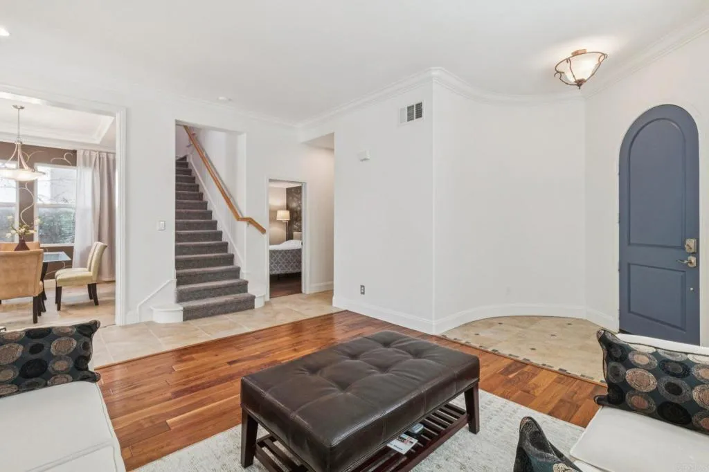 5457 White Oak Lane, San Diego, CA 92130 - Photo 5 of 40, San Diego, CA