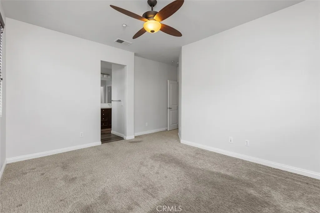 https://cdn.realtyfeed.com/cdn/127/306649462/191b6989abe4ef00db87445e044e768b.webp