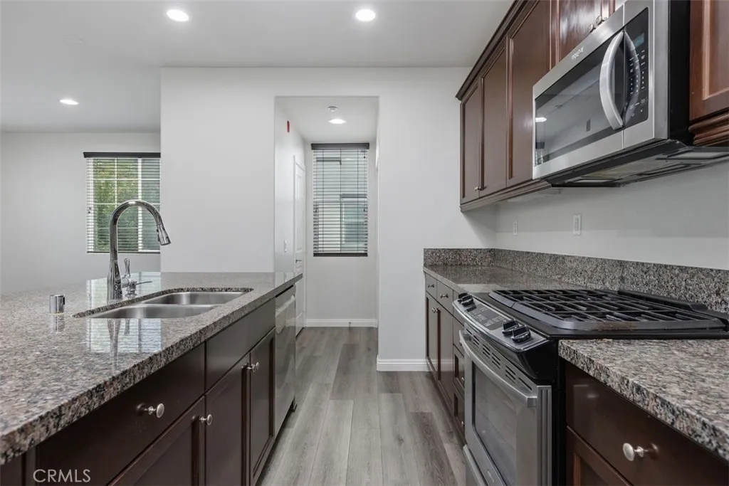 https://cdn.realtyfeed.com/cdn/127/306649462/98b7712eaf298800c3d52e33d0a7ac1a.webp