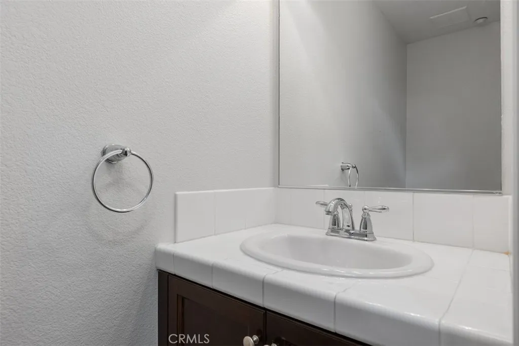 https://cdn.realtyfeed.com/cdn/127/306649462/a13ae8c30279cf0edcf8fc4ee7883ca3.webp