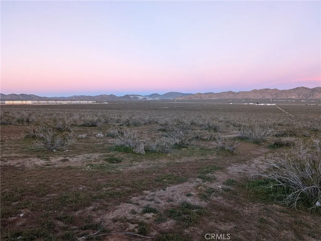 Apple Valley, CA 92307