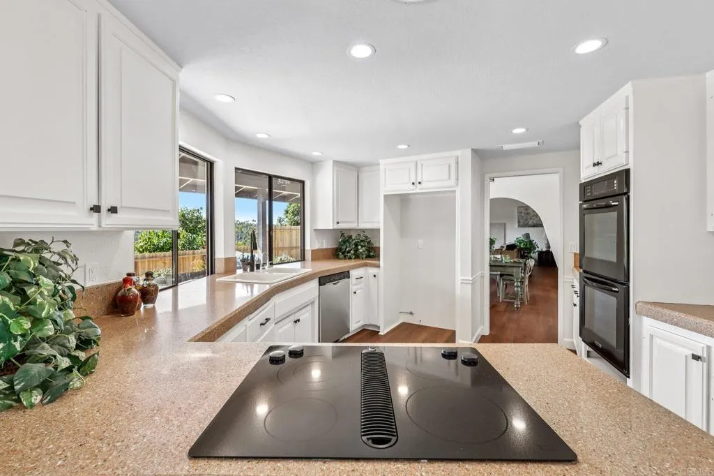 https://cdn.realtyfeed.com/cdn/127/306649506/565467fb9635b75c029d690758d29583.webp