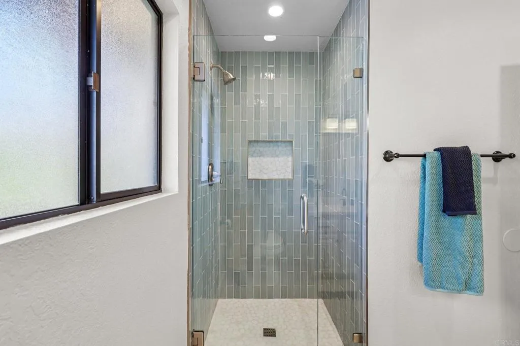 https://cdn.realtyfeed.com/cdn/127/306649506/7f10c2aac217fabe97797226e14a5585.webp