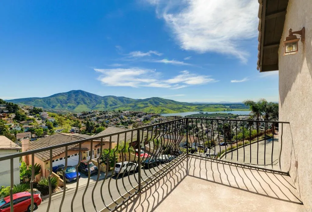 https://cdn.realtyfeed.com/cdn/127/306649541/2fb9516b5325d337d56acb6a3809c13a.webp