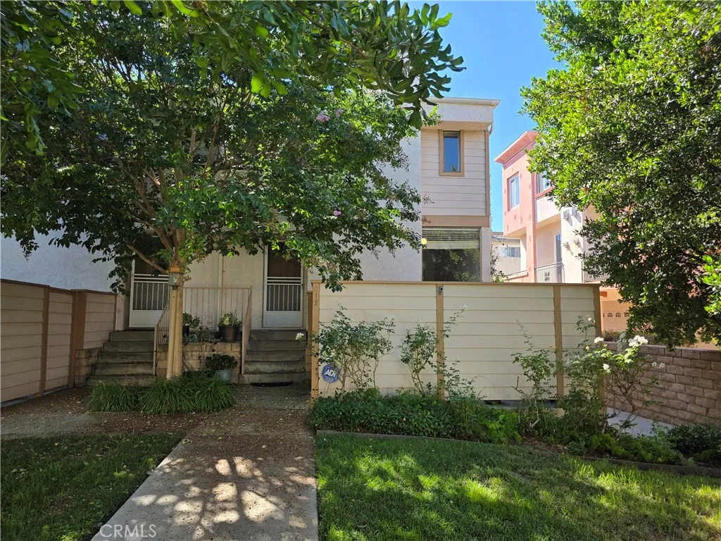 Chatsworth, CA 91311