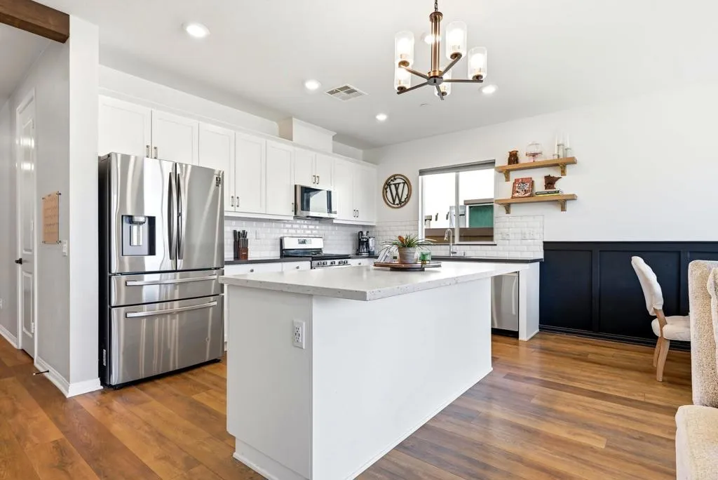 2409 Tulip Dr, Perris, CA 92570 - Photo 4 of 43, Perris, CA