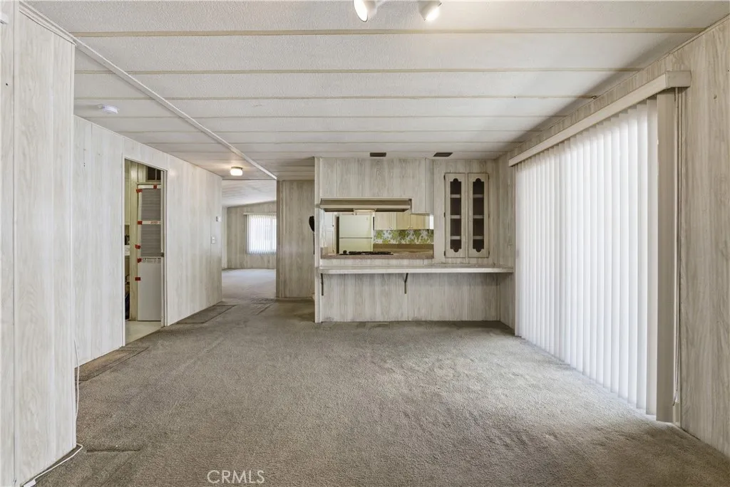 https://cdn.realtyfeed.com/cdn/127/306649562/647c7f8b10de054e10b808b5f2e62b9f.webp