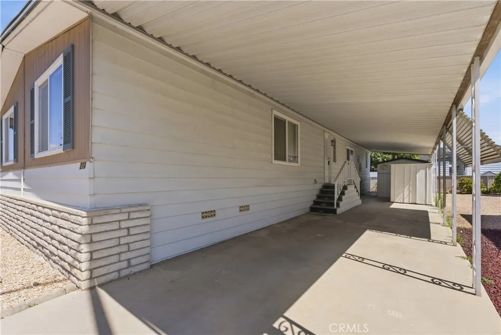 https://cdn.realtyfeed.com/cdn/127/306649562/78d520188335f68fedb6fae4b971c7f8.webp