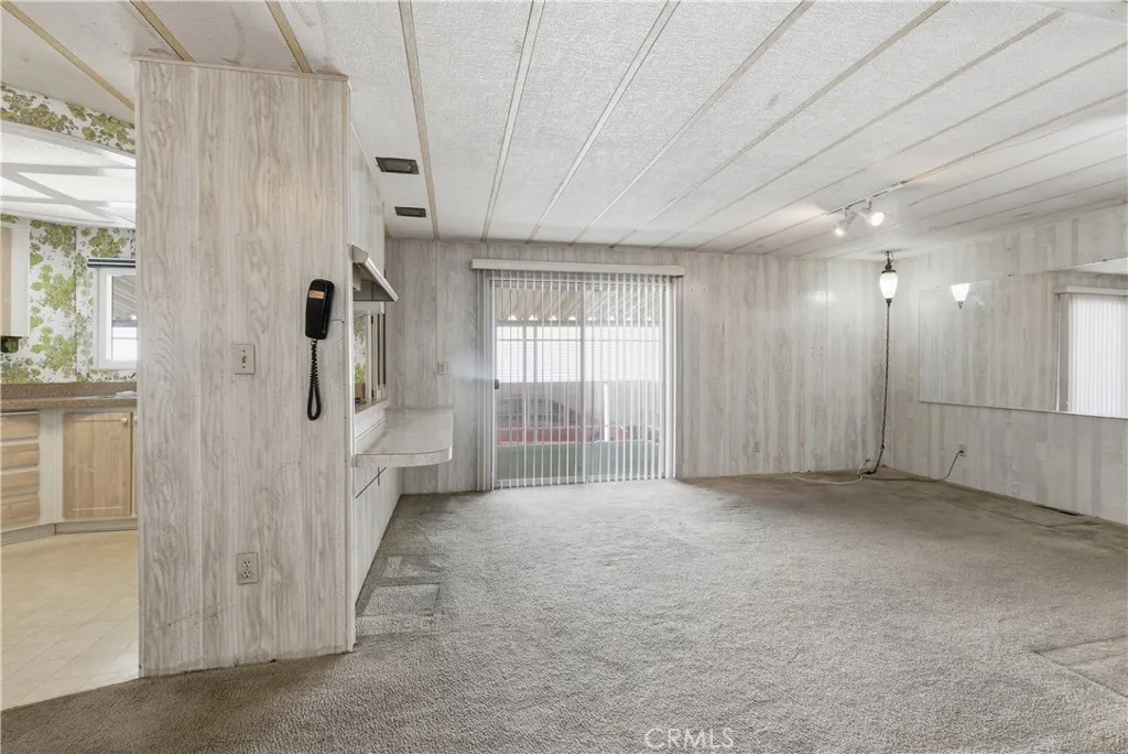 https://cdn.realtyfeed.com/cdn/127/306649562/81a610116bb4d27764e8b8920cabaa6b.webp
