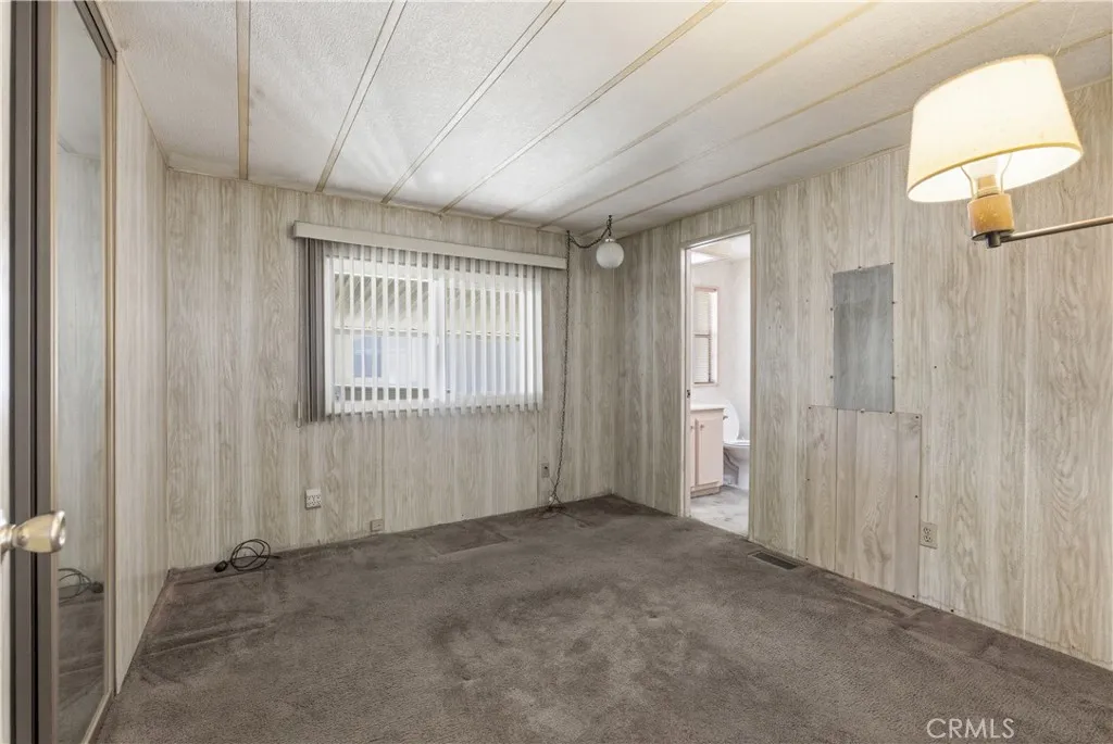 https://cdn.realtyfeed.com/cdn/127/306649562/9159e2d4349b6d32c052030857220cc5.webp