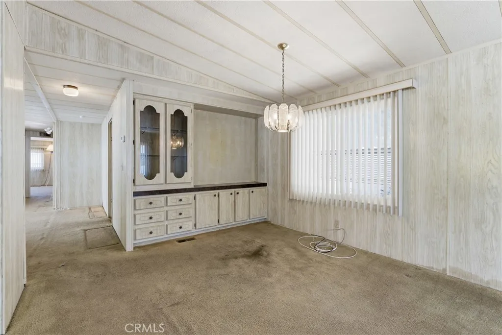 https://cdn.realtyfeed.com/cdn/127/306649562/a141321334f312beea751a244b6e5259.webp