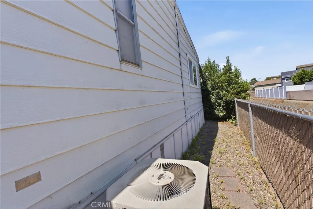 https://cdn.realtyfeed.com/cdn/127/306649562/aa5a3fa78d6de194f3efdb95177d0d8f.webp