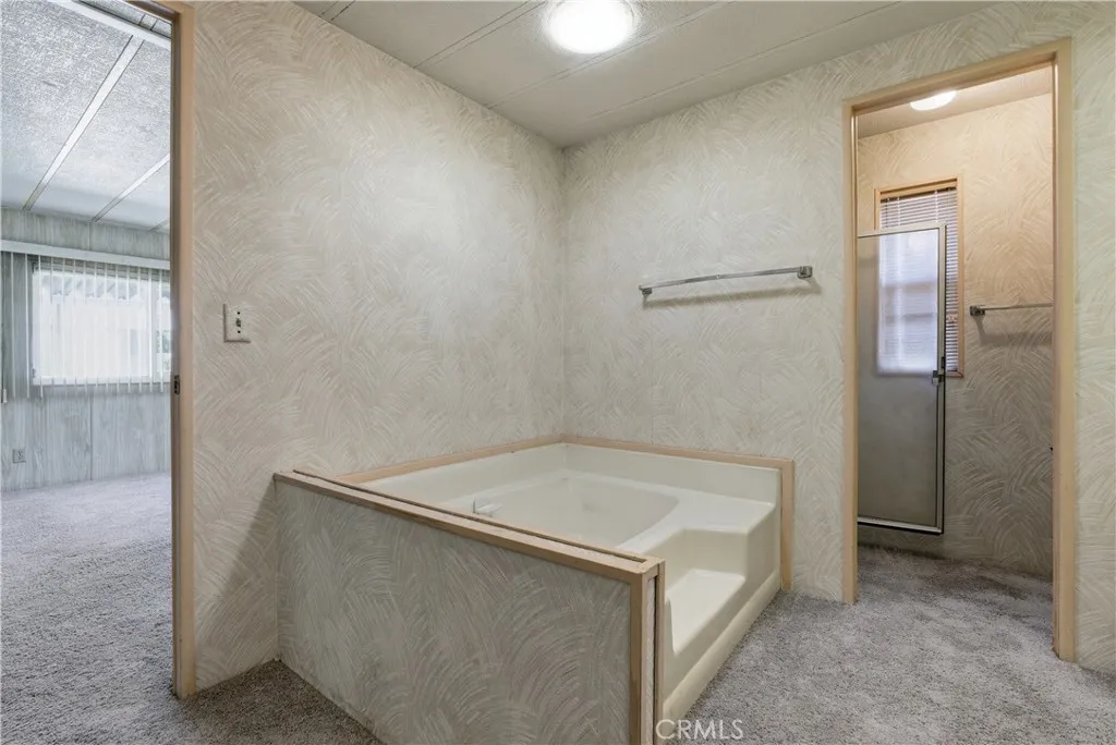 https://cdn.realtyfeed.com/cdn/127/306649562/aed99e42c5db710379f87b5799daa40a.webp