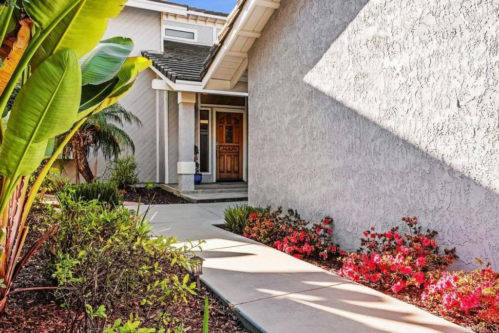 https://cdn.realtyfeed.com/cdn/127/306649597/f6cf5753a5932e50965f1e43105dde1f.webp