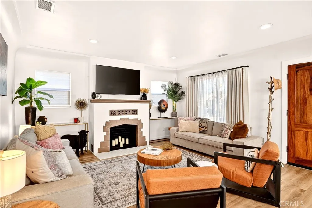 5939 Cimarron, Los Angeles, CA 90047 - Photo 3 of 54, Los Angeles, CA