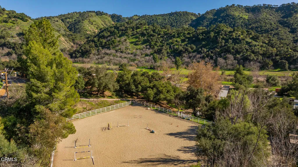 10542 Creek