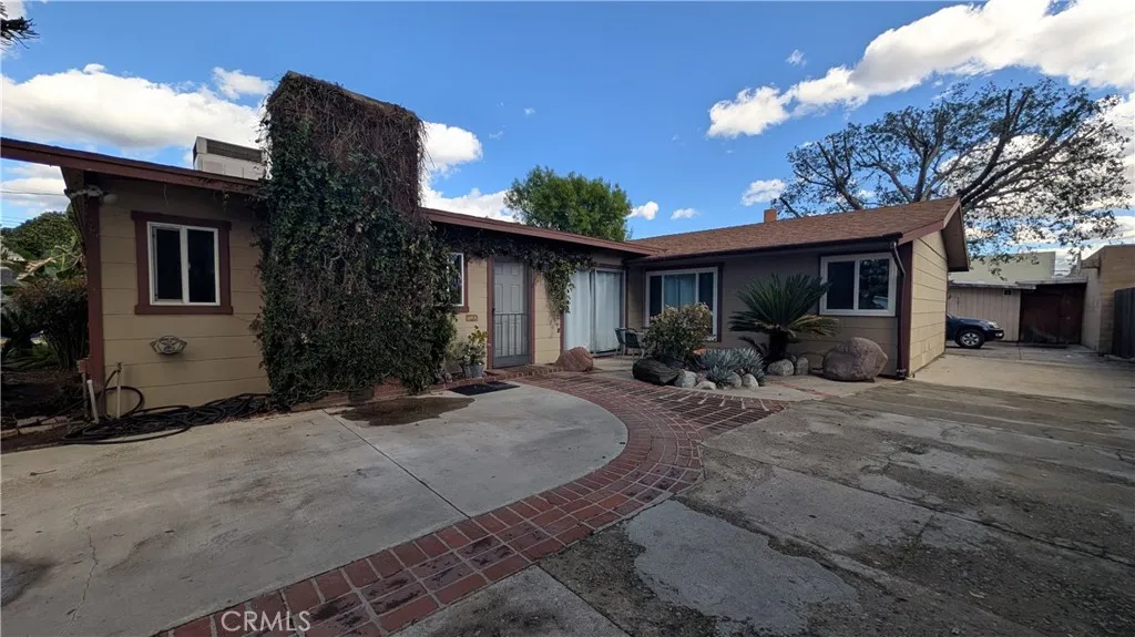 546 Griswold Avenue, San Fernando, CA 91340 - Main photo, San Fernando, CA