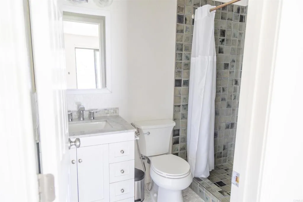 Photo #17: NDP2601703 Listing: Photo #17