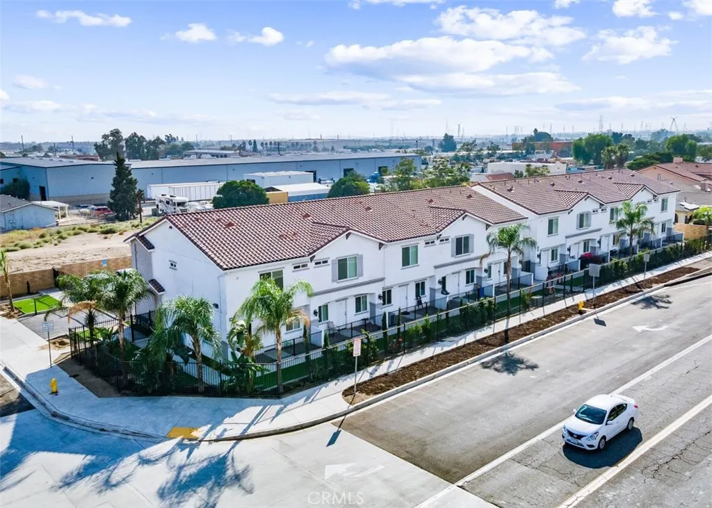 13665 Arrow Unit 9, Fontana, CA 92335 - Photo 2 of 43, Fontana, CA