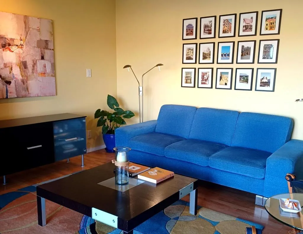 https://cdn.realtyfeed.com/cdn/127/306649701/d1486b4b691a2afa9021c7e5e5be5a30.webp