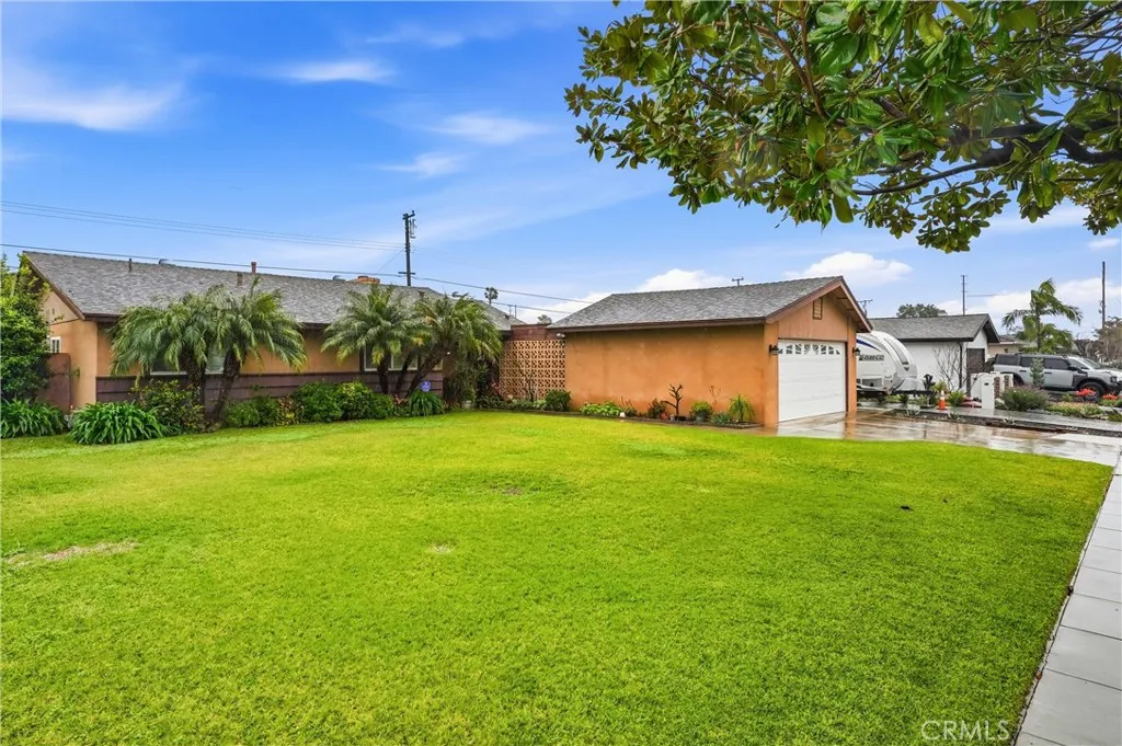 1036 E Trenton, Orange, CA 92867 - Main photo, Orange, CA