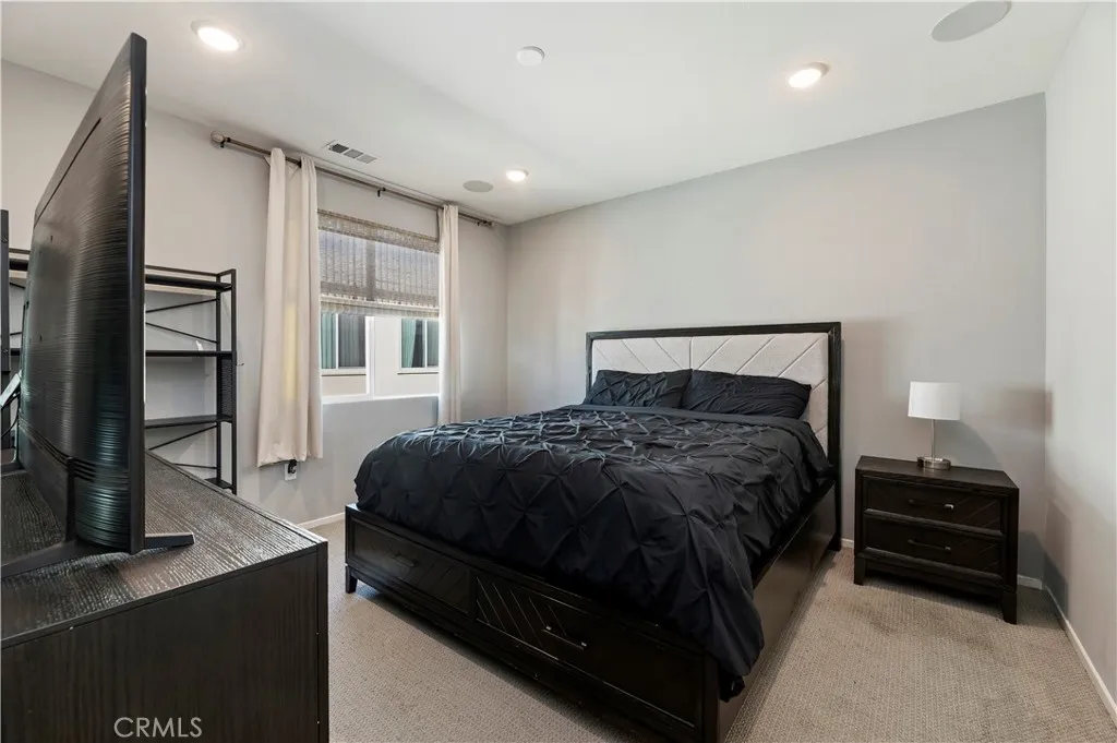 https://cdn.realtyfeed.com/cdn/127/306649775/6343ca5321fe7c3ccad8269e0aa6a540.webp