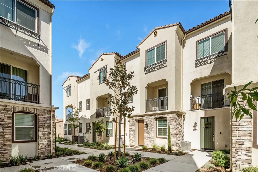 2129 Yukon, Pomona, CA 91766 - Photo 2 of 30, Pomona, CA