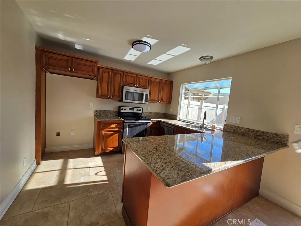 4564 Toledo Way, Buena Park, CA 90621 - Photo 4 of 16, Buena Park, CA