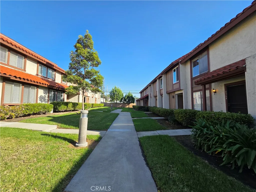 4564 Toledo Way, Buena Park, CA 90621