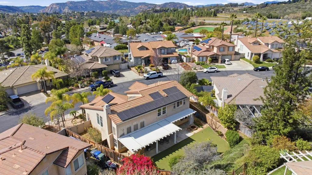 https://cdn.realtyfeed.com/cdn/127/306649816/1e839da7b5716d49a572610b53dbaa8b.webp