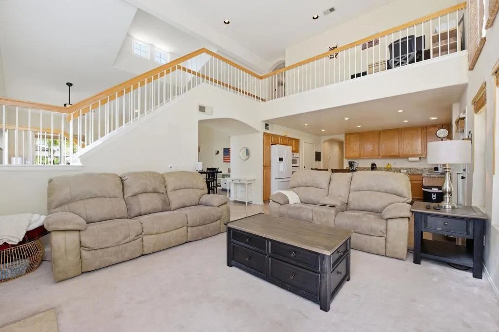 https://cdn.realtyfeed.com/cdn/127/306649816/b0ec2fd260f247c72f16e09a3f98a555.webp