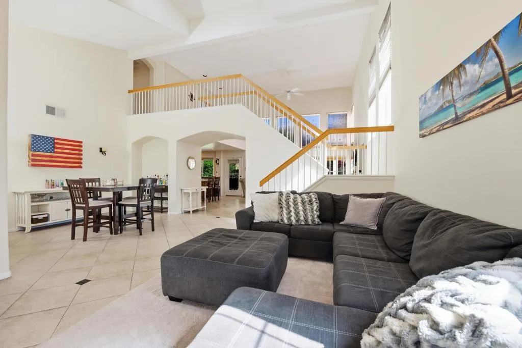 https://cdn.realtyfeed.com/cdn/127/306649816/f86d8effb803d6f83e31207fb7ca6b27.webp