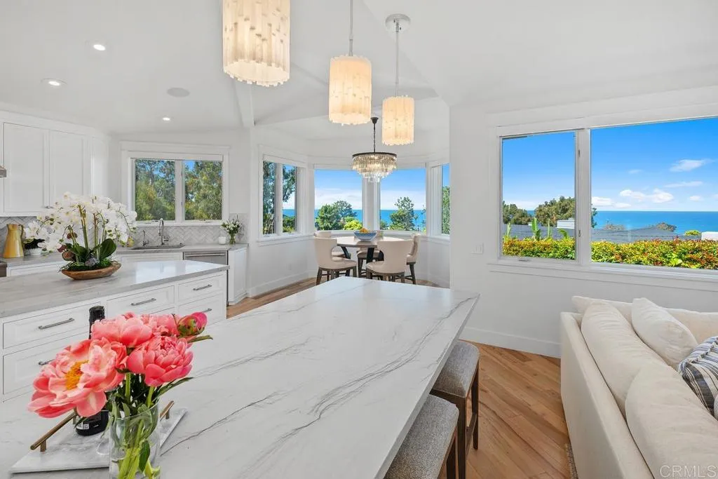 555 Amphitheatre Drive, Del Mar, CA, 92014