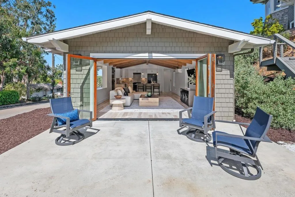 https://cdn.realtyfeed.com/cdn/127/306649856/f1ab54afed1ba53f86851d3a36f03283.webp