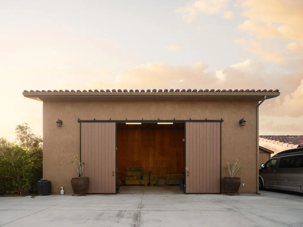 15731 Via De Santa Fe, Rancho Santa Fe, CA, 92067