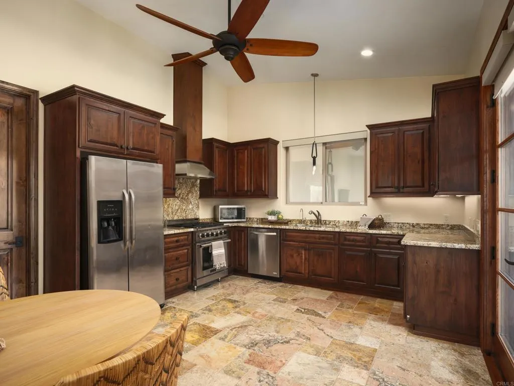15731 Via De Santa Fe, Rancho Santa Fe, CA, 92067