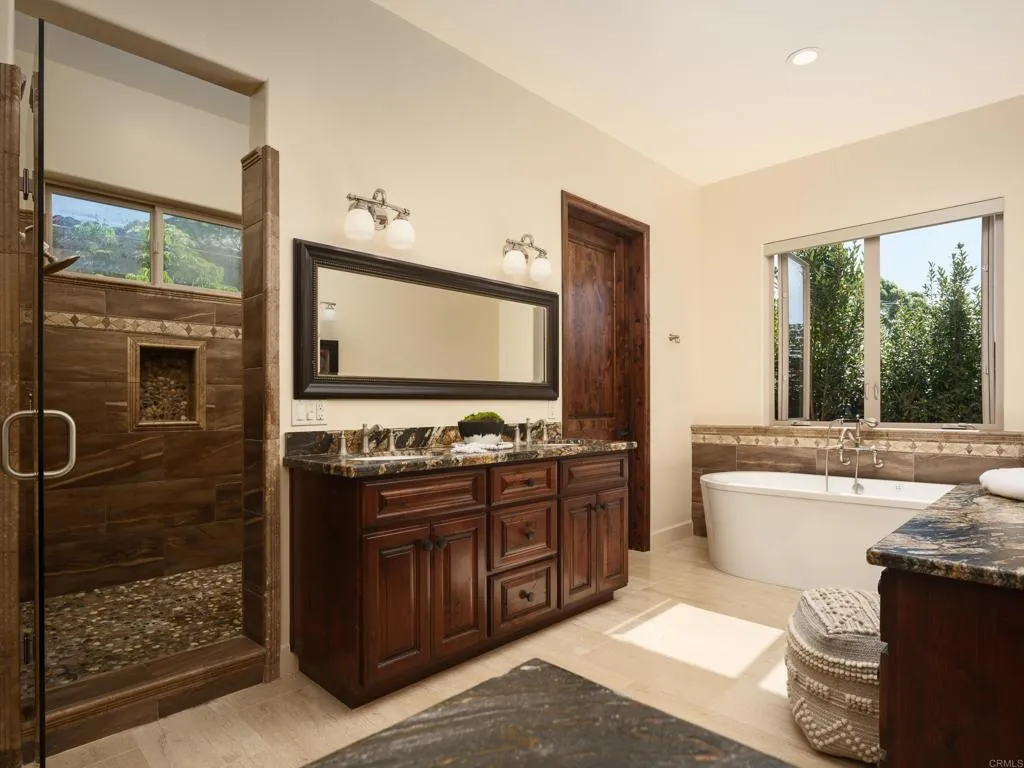 15731 Via De Santa Fe, Rancho Santa Fe, CA, 92067