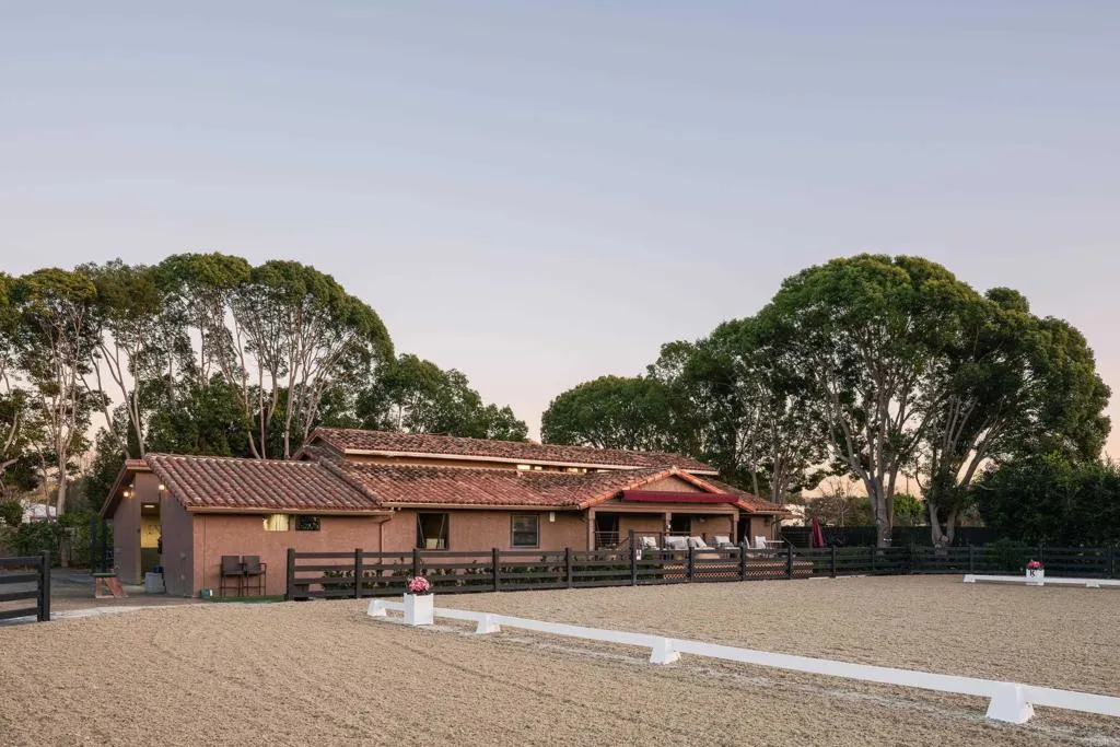 15731 Via De Santa Fe, Rancho Santa Fe, CA, 92067