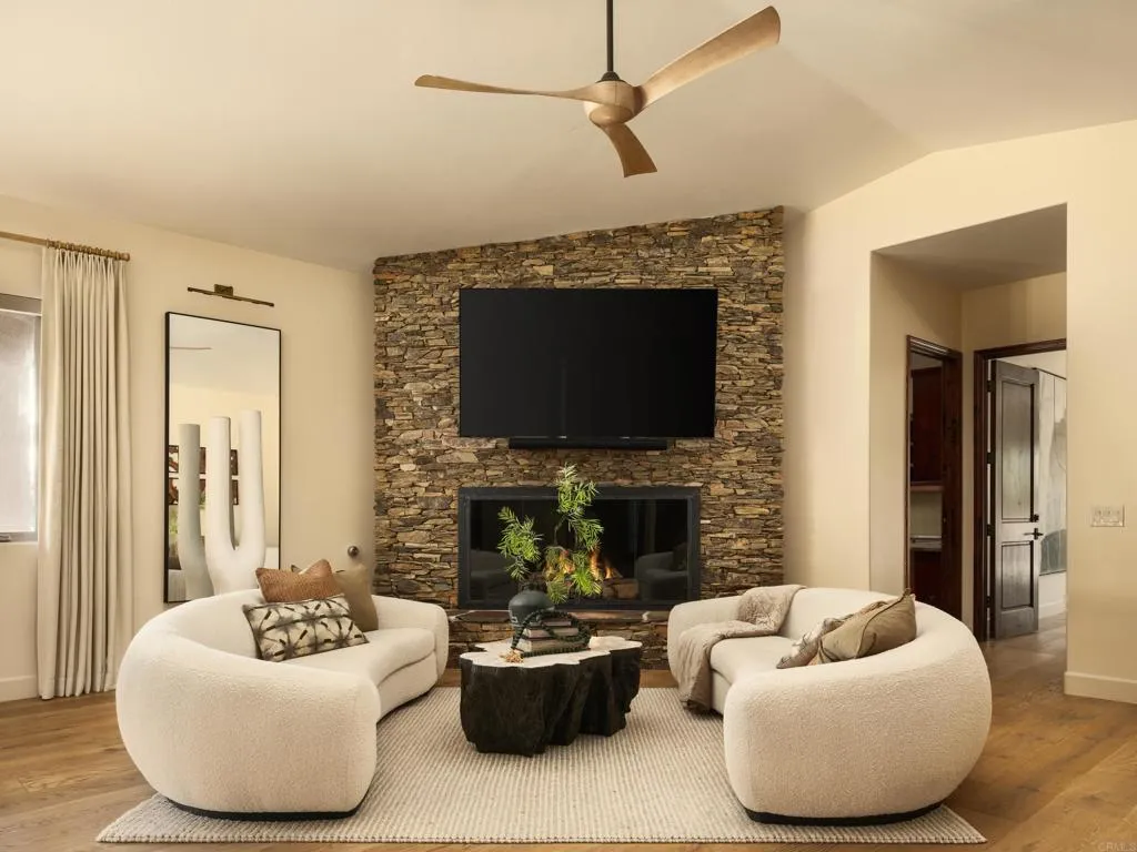 15731 Via De Santa Fe, Rancho Santa Fe, CA, 92067