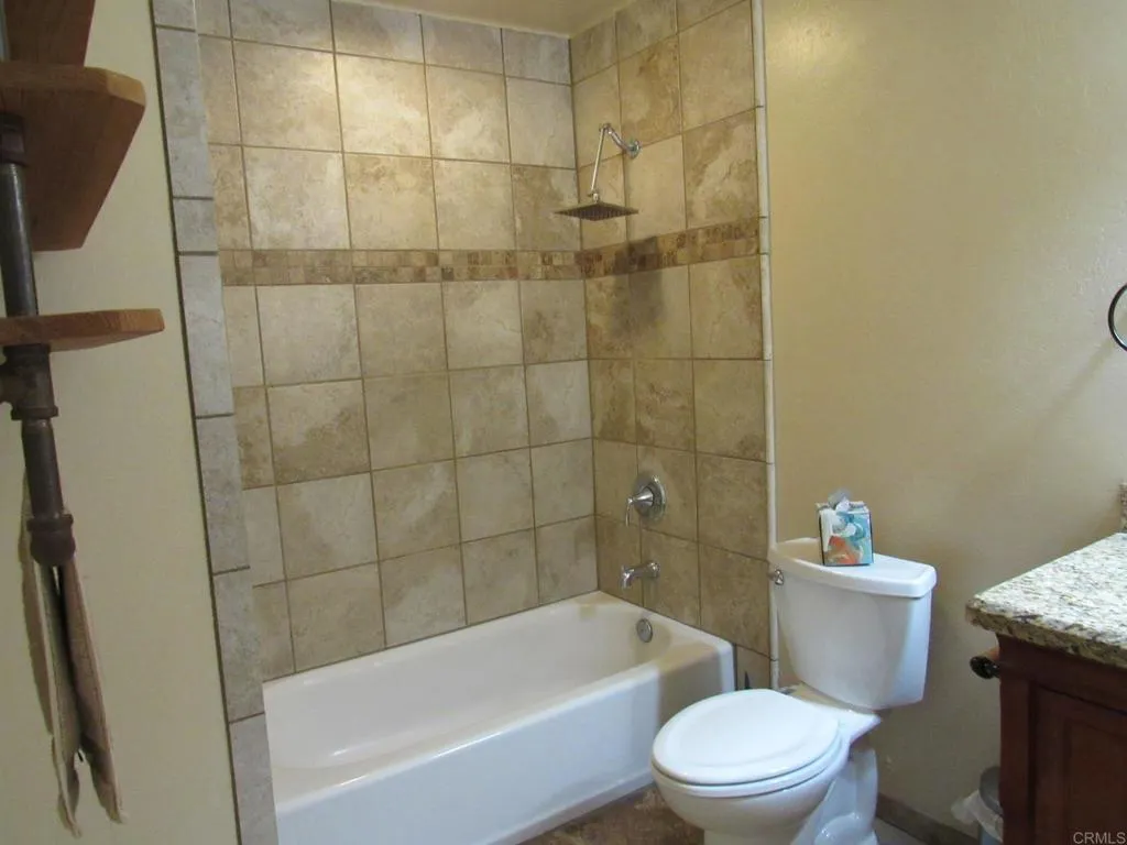 https://cdn.realtyfeed.com/cdn/127/306649943/88c01b7caf1930e0f2c60bcc416f3858.webp