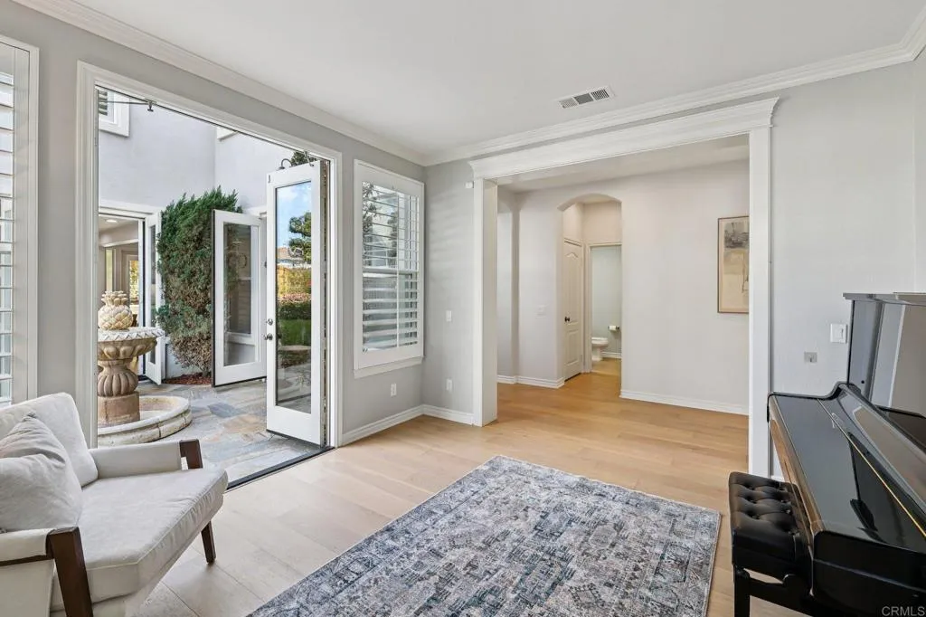 https://cdn.realtyfeed.com/cdn/127/306649949/75d840609d467664d97e5db7224175c6.webp