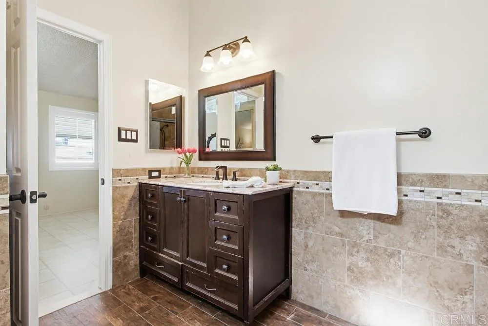 https://cdn.realtyfeed.com/cdn/127/306649968/459d9f7d3116fa4fe7ae1b549c791bdf.webp