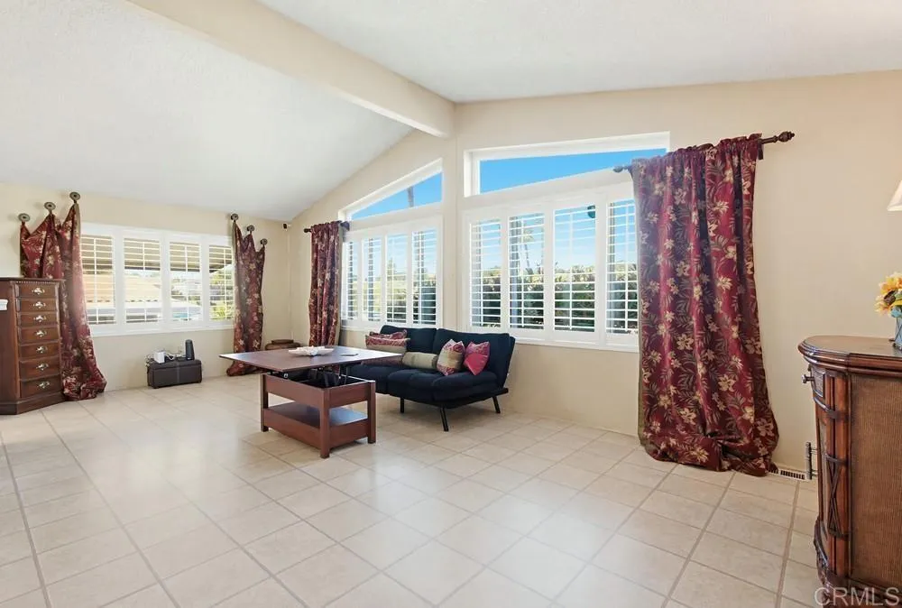 https://cdn.realtyfeed.com/cdn/127/306649968/8518b5d52c0c8e2b2027a8076931f582.webp