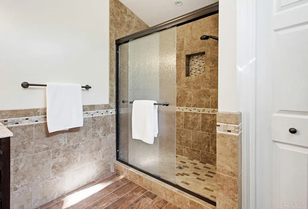 https://cdn.realtyfeed.com/cdn/127/306649968/8c795fd19948ce16ec5c1f625e3ee720.webp